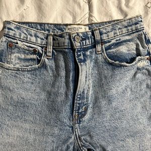 Abercrombie mom jeans